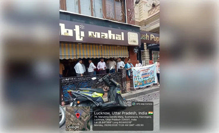 प्रतिबंधित पॉलीथीन इस्तेमाल करने पर मोती महल पर 20 हजार का जुर्माना 