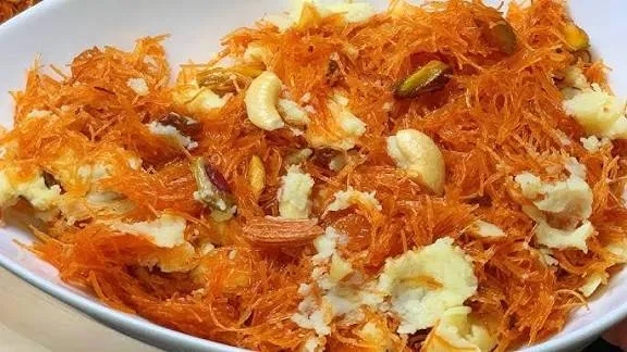 क्या आपने खाई है लखनऊ की मशहूर किमामी सेवइयां?