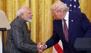पीएम मोदी और डोनाल्ड ट्रंप की फ्रांस में होगी मुलाकात