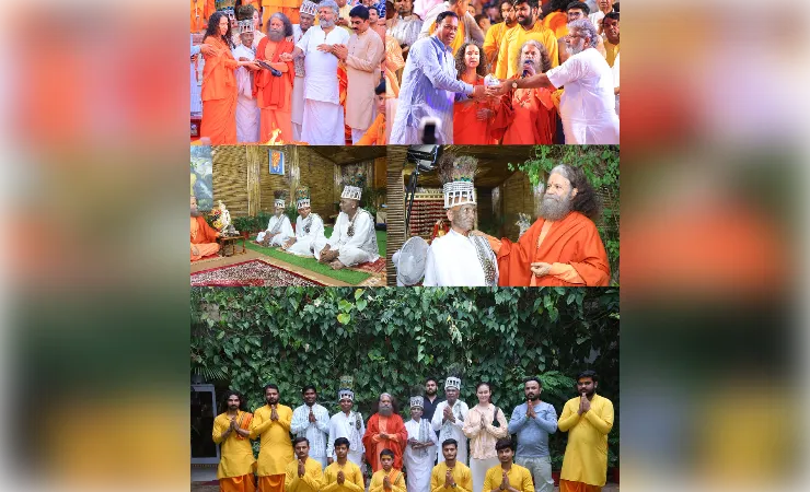 रामनामी समाज का परमार्थ निकेतन आगमन, गंगा आरती में दिया आध्यात्मिक संदेश