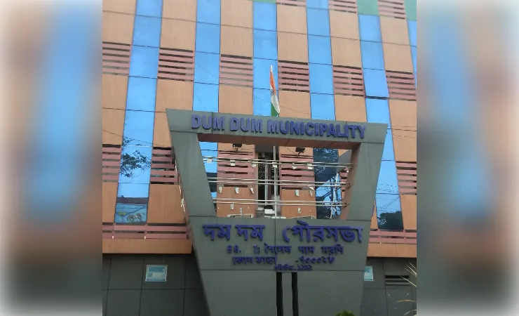 कोलकाता की दमदम नगर पालिका के चेयरमैन हरिंदर सिंह और उपाध्यक्ष ने दिया इस्तीफा