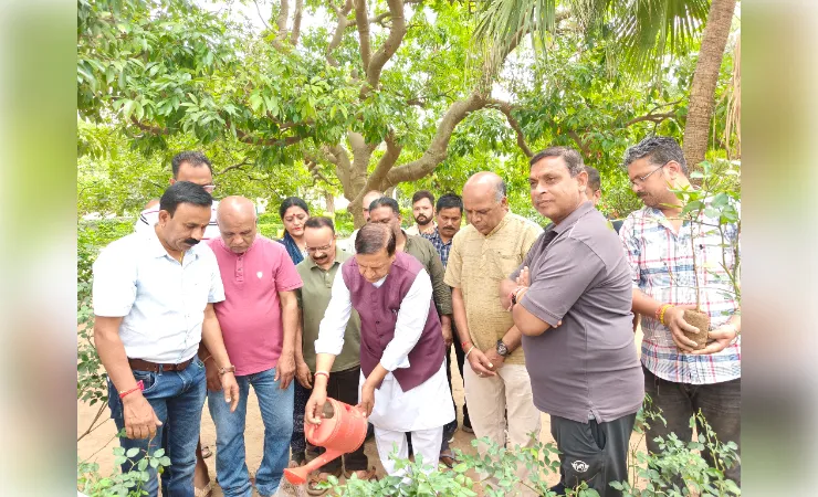  आज विश्व पर्यावरण दिवस, जिला मुख्यालय नाहन में पौधरोपण कार्यक्रम का आयोजन