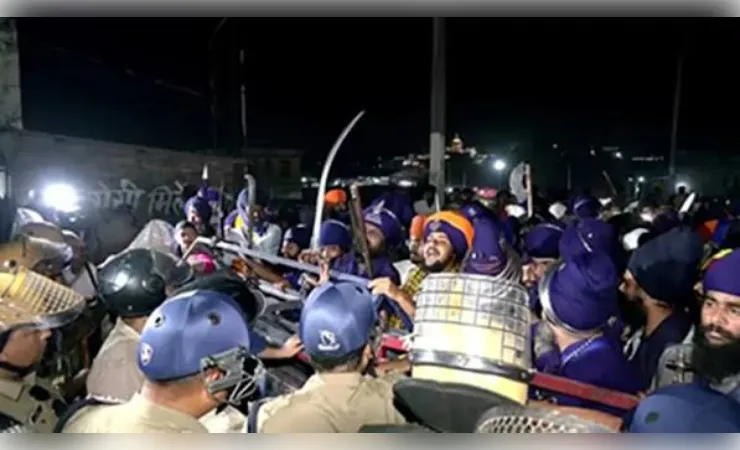 वापस लौटे निहंग, कुल्हाल बॉर्डर पर हालात सामान्य