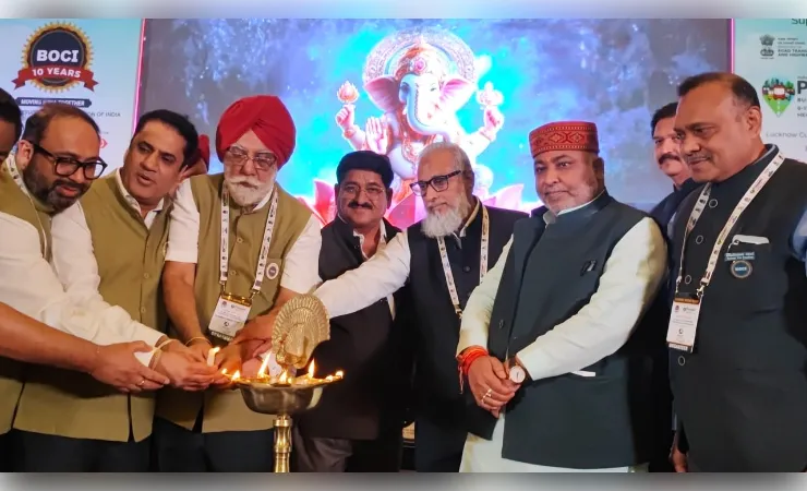परिवहन मंत्री ने दीप प्रज्वलित कर “प्रवास 5 कर्टेन रेज़र” कार्यक्रम का किया शुभारंभ 