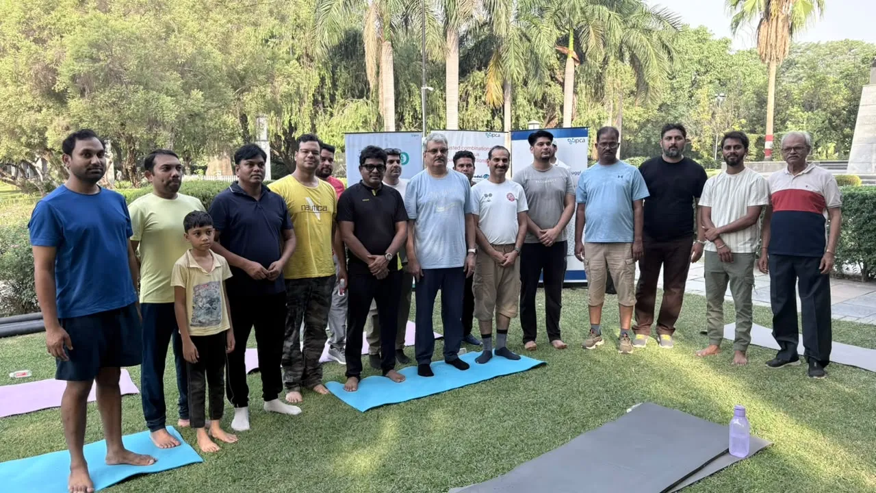 लखनऊ ऑर्थोपेडिक सोसाइटी ने किया योग सेशन ऑर्गनाइज