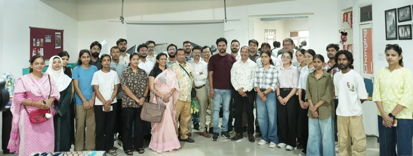 फोटोग्राफी में बाज जैसी पैनी दृष्टि विकसित करें :डॉ.भूपेश 