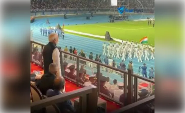 सवा लाख आवादी वाले सेशेल्स में गूंजा भारतीय सेना का गौरव, पीएम मोदी ने खड़े होकर किया सलाम