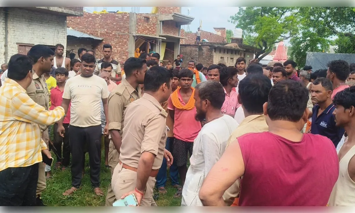 बहराइच में दिल दहला देने वाली वारदात: बेटे ने मां पर कुल्हाड़ी से हमला कर उतारा मौत के घाट