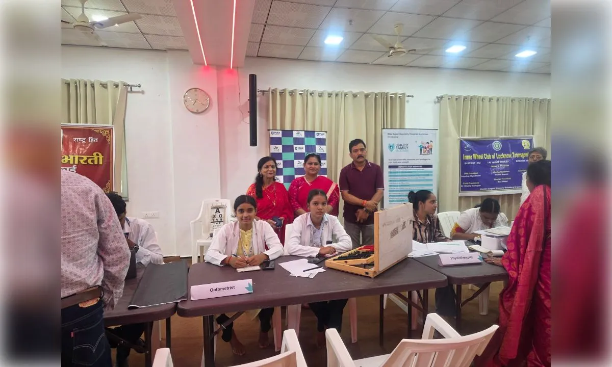 नारी घर व बाहर दोनों जिम्मेदारियों में संतुलन स्थापित करे: राधा दीदी
