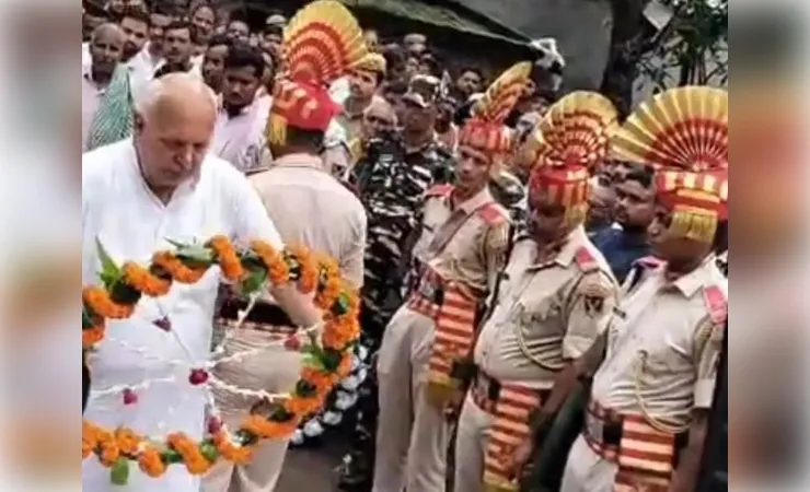 सैन्य सम्मान के साथ पंचतत्व में विलीन हुए असम राइफल्स के जवान सत्येंद्र सिंह, पुत्र ने दी मुखाग्नि
