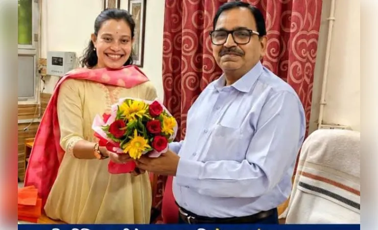 भूगोल विभाग की अध्यक्ष बनीं डॉ. स्वर्णिमा सिंह, संभाला कार्यभार