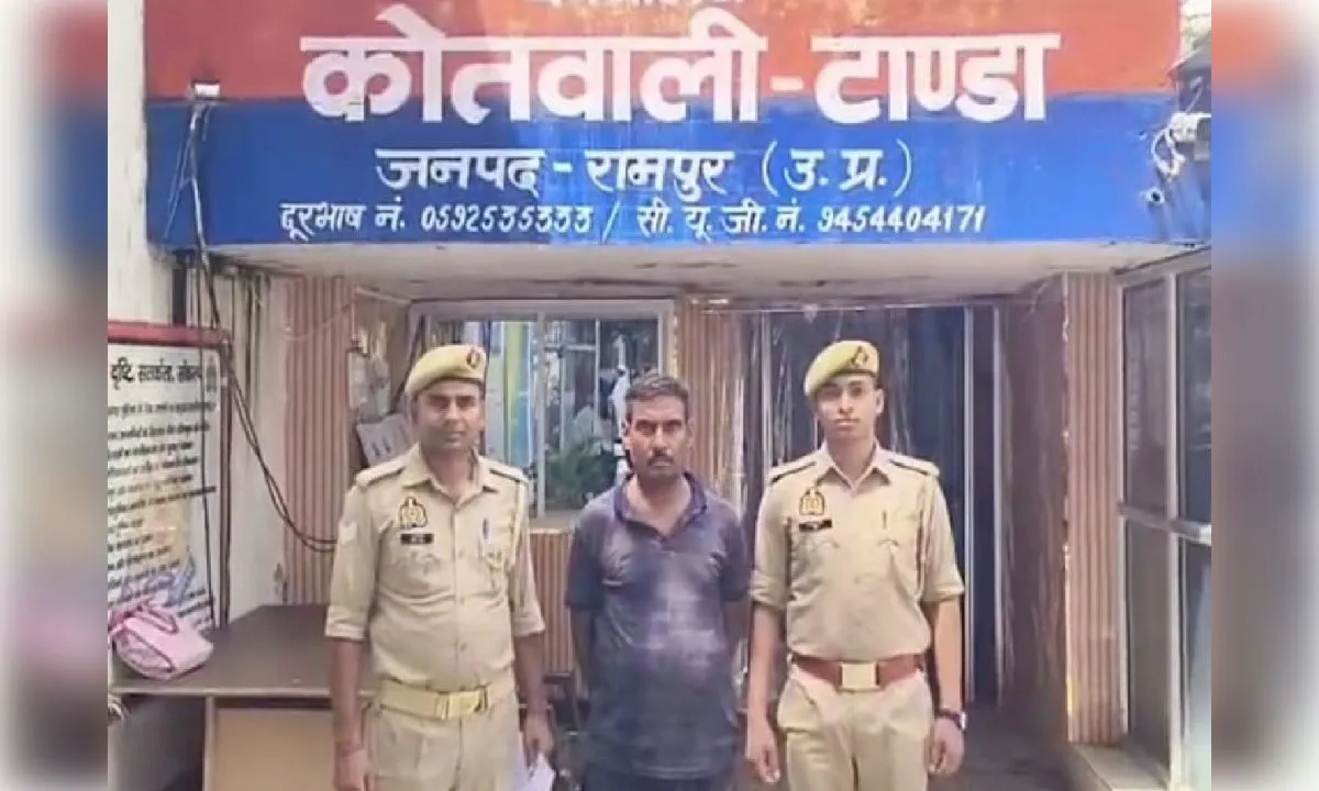  26 कुंतल प्रतिबन्धित खैर की लकड़ी के साथ एक अभियुक्त गिरफ्तार