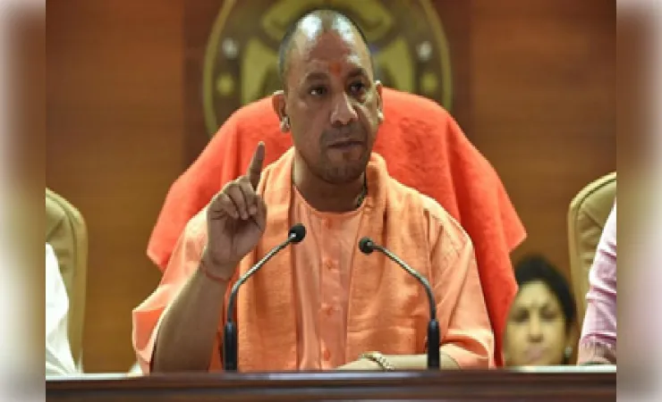 यूपी में तबादलों का महाधमाका! 12 घंटे में 363 PCS अफसरों का ट्रांसफर, 181 और अधिकारियों की बदली