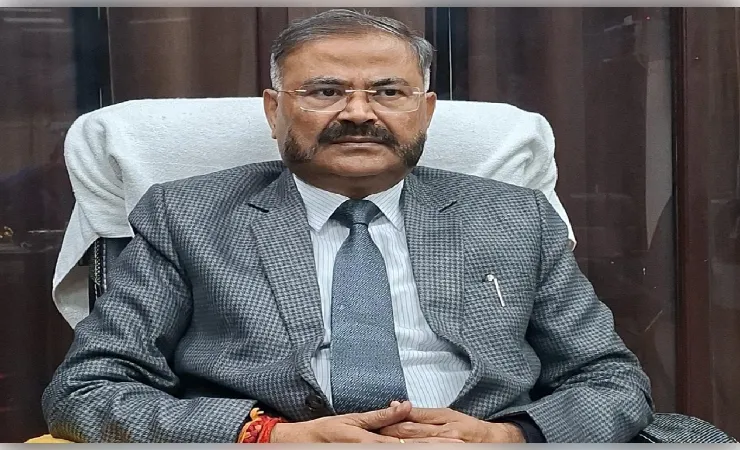 पीजीटी, टीईटी समेत अन्य परीक्षाओं को लेकर भ्रामक सूचनाएं फैलाने वालों पर होगी विधिक कार्रवाई : डॉ. प्रशांत कुमार