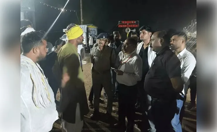 हरदा में 12 घंटे बाद खत्म हुआ किसानों का चक्काजाम, प्रशासन के आश्वासन पर बहाल हुआ नेशनल हाईवे