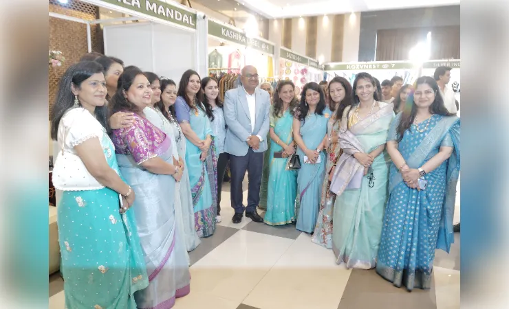 राखी बाजार से महिला सशक्तिकरण को मिलेगी नई पहचान : जिलाधिकारी