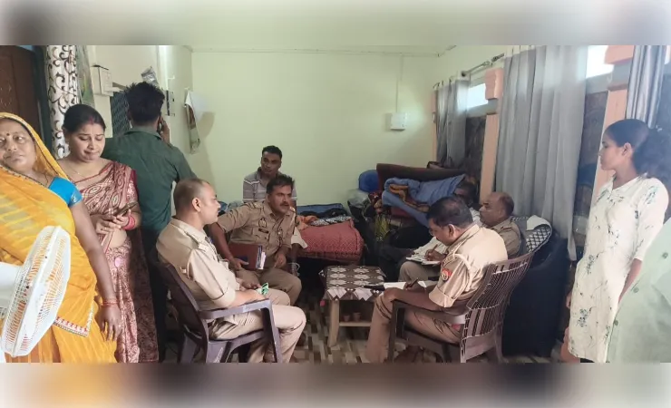  मकान में घुसे चोरों ने लाखों के जेवर व नकदी लेकर फरार, सीसीटीवी में कैद हुए आरोपित