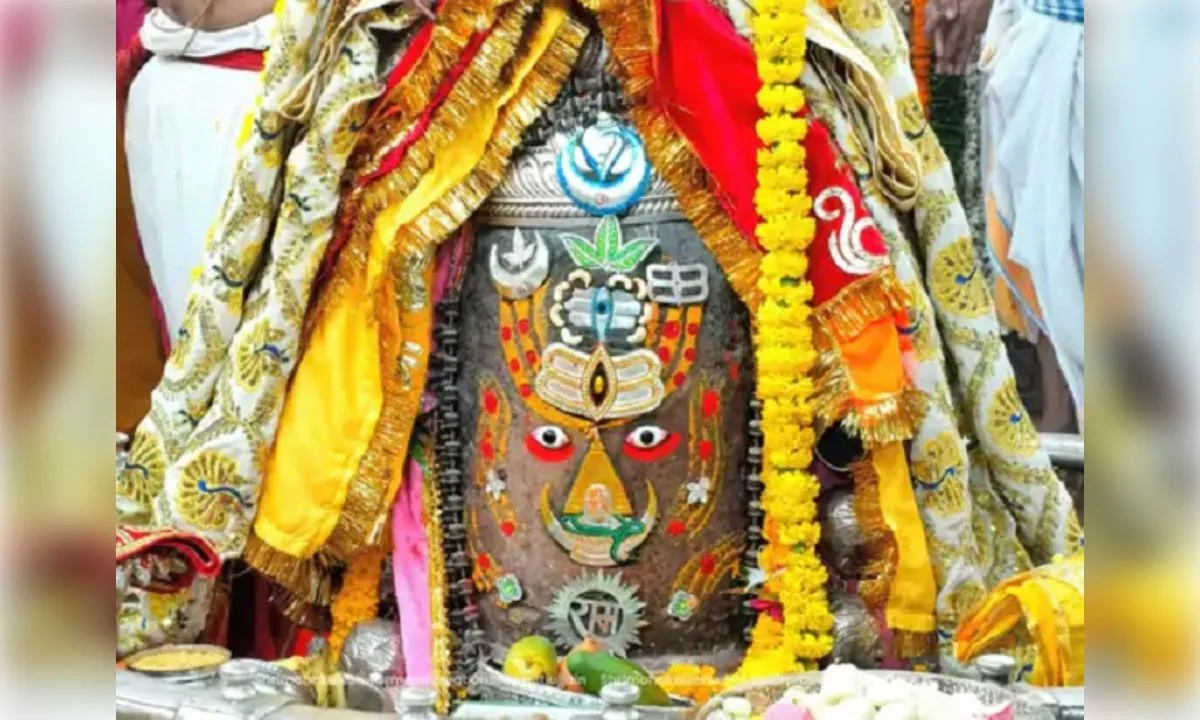 उज्जैन के महाकाल मंदिर में कैरेटमीटर मशीन से परखी जाएगी दान में मिले सोने-चांदी की शुद्धता