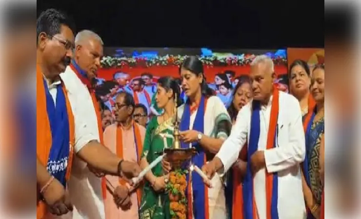 अनुप्रिया पटेल ने 2027 चुनाव के लिए संगठन को किया सक्रिय, बूथ स्तर तक मजबूती का आह्वान