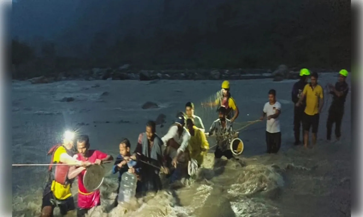 उत्तराखंड में बारिश का कहर जारी, 24 घंटे में तीन की मौत
