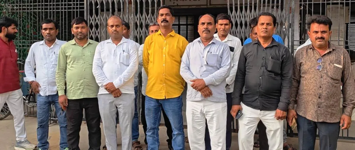 डी.पी.आर.ओ. से वार्ता के बाद सफाई कर्मचारी संघ ने स्थगित किया आन्दोलन
