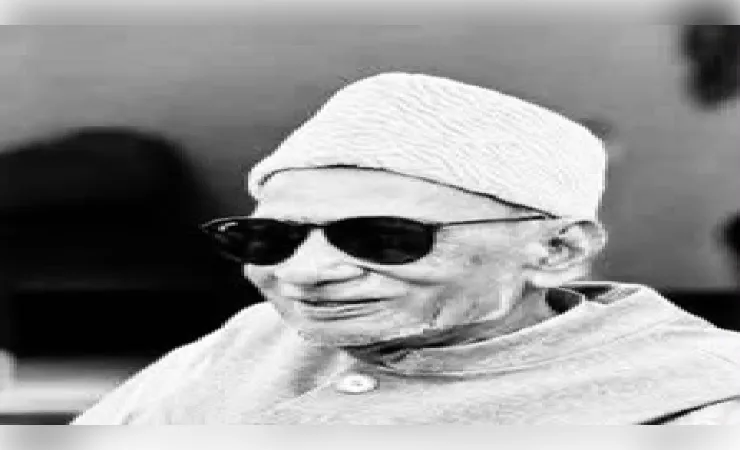 सपा के वरिष्ठ नेता आलमबदी आजमी का निधन, लंबे राजनीतिक सफर का हुआ अंत
