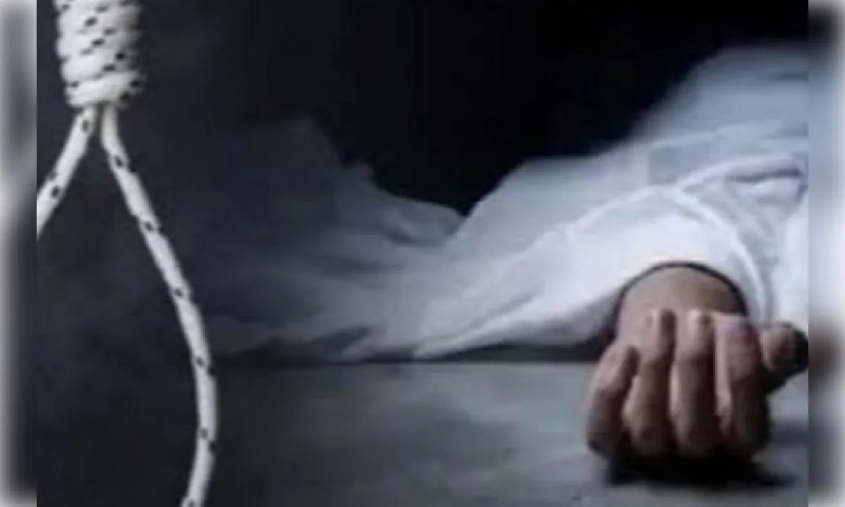 वाराणसी : मां ने रील देखने से मना किया तो बेटी ने फंदा लगाकर की आत्महत्या