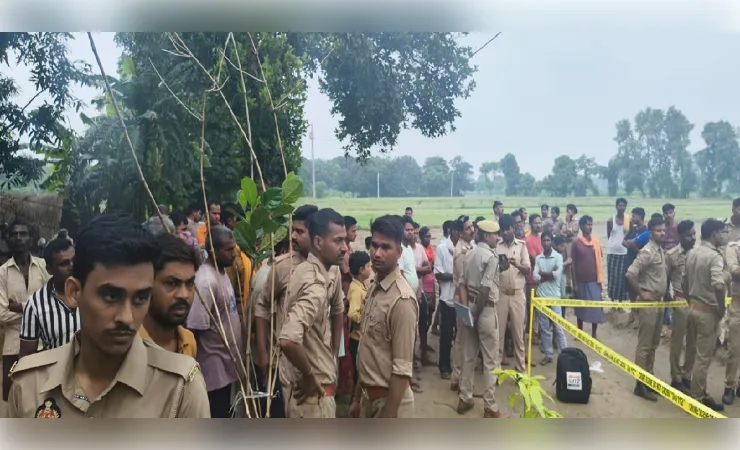 बलिया में ट्यूबवेल पर सो रहे पूर्व प्रधान की सिर कूचकर हत्या