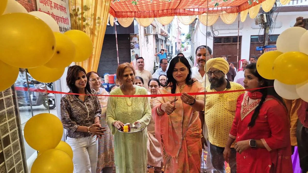 डा. सुनीता सिंह ने किया मोनालिसा फैशन एण्ड व्यूटी केन्द्र का उद्घाटन
