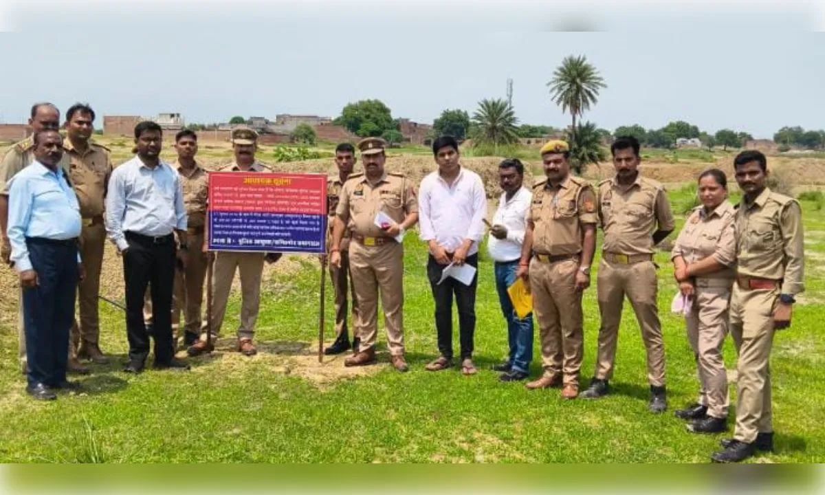   प्रयागराज पुलिस की बड़ी कार्रवाई, अतीक अहमद से जुड़ी एक अरब से अधिक की जमीन को किया कुर्क