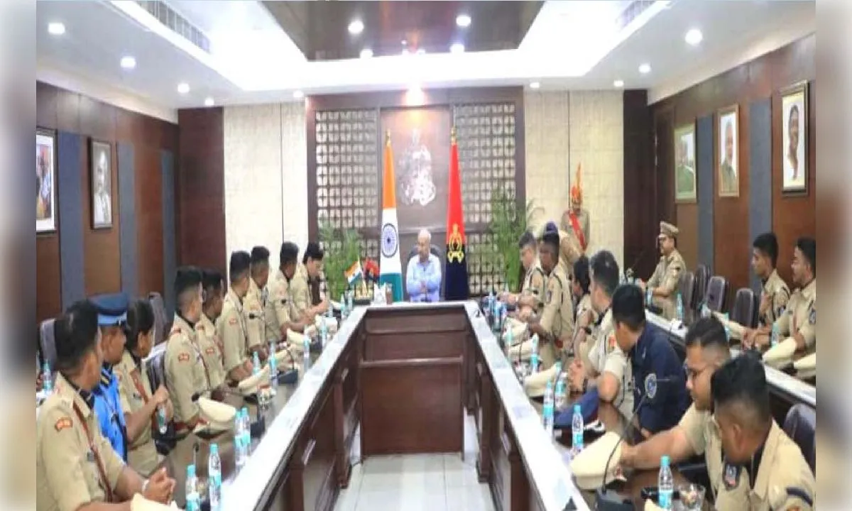डीजीपी राजीव कृष्ण ने प्रशिक्षु आईपीएस अधिकारियों को दी सफल पुलिसिंग की सीख