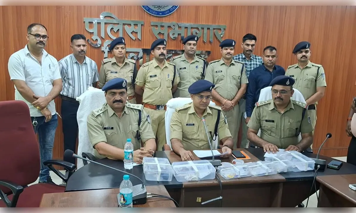 दमोह में 12.70 लाख की लूट का खुलासा, दो आरोपी गिरफ्तार; 8.50 लाख की संपत्ति बरामद