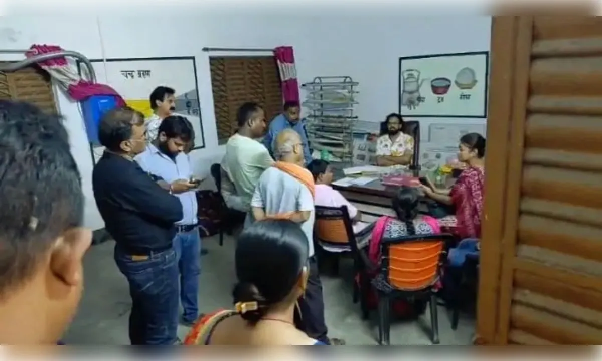 पश्चिम बंगाल में शिक्षकों के समान वितरण की नई व्यवस्था, जीरो एनरोलमेंट स्कूलों से होंगे तबादले