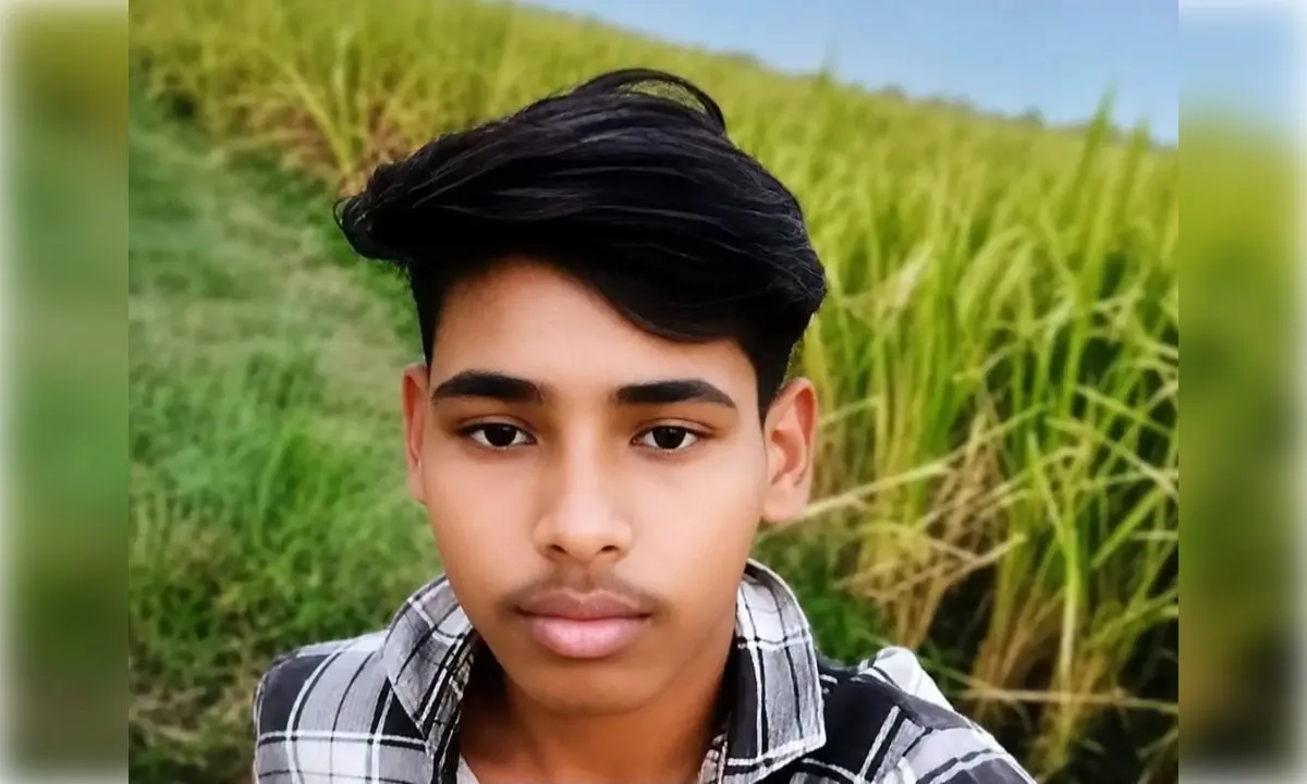 औरैया में 15 वर्षीय किशोर ने फांसी लगाकर दी जान, परिवार में मचा कोहराम