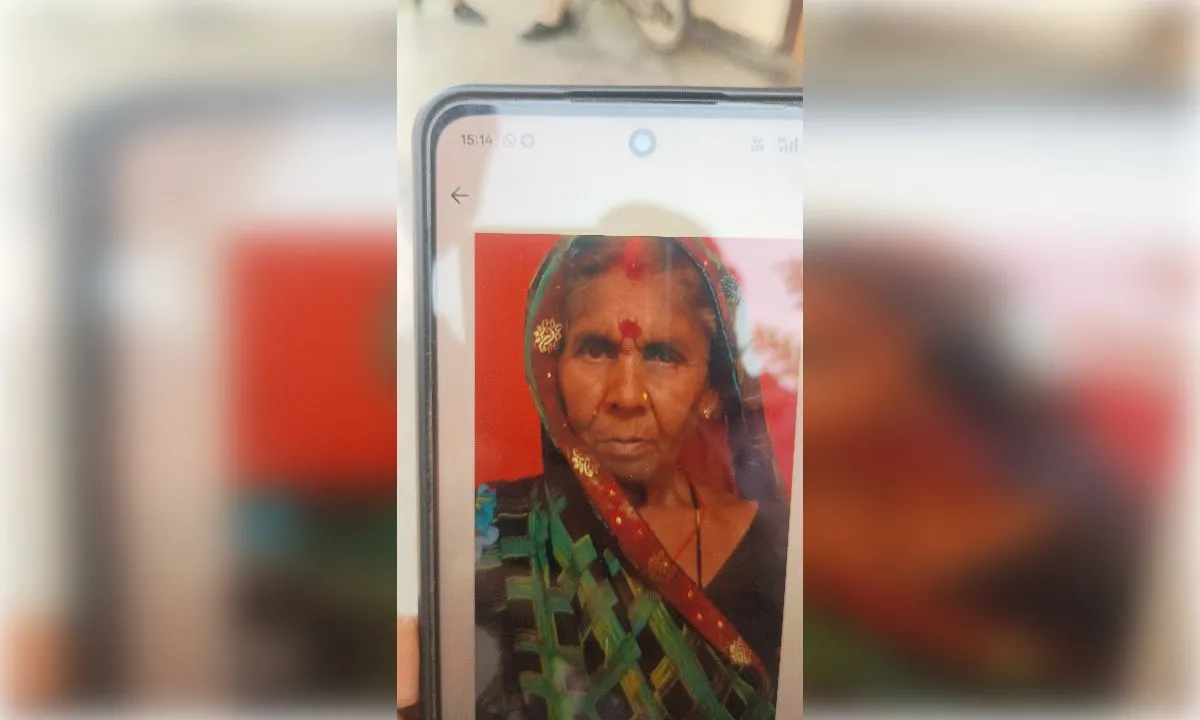 देवरिया: रेलवे लाइन किनारे मिले वृद्ध महिला के शव की हुई शिनाख्त, मानसिक रूप से थीं अस्वस्थ