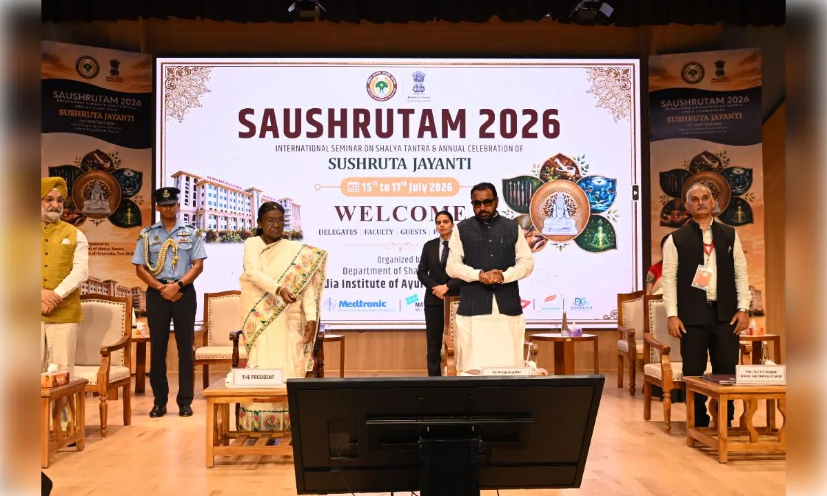 आचार्य सुश्रुत के मार्ग पर चलें चिकित्सक, रोगियों के प्रति रखें करुणा : राष्ट्रपति