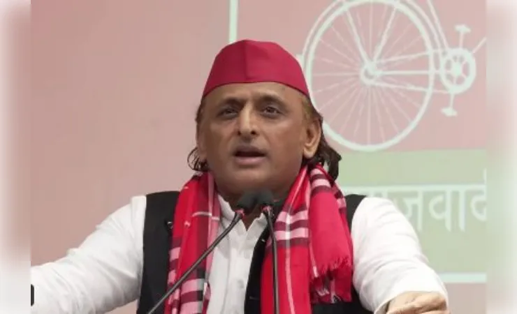  सपा सरकार के कामों को आज भी अपना काम बताकर भाजपा सरकार कर रही उद्घाटन : अखिलेश यादव