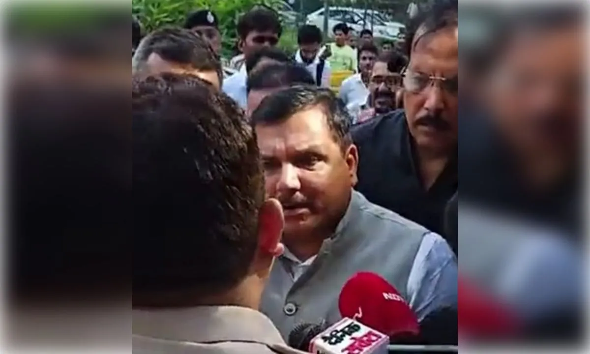 गुरुग्राम: मेदांता में वांगचुक से मिलने पहुंचे 15 सांसदों को पुलिस ने गेट पर ही रोका तो धरने पर बैठे