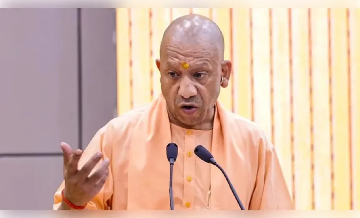 मुख्यमंत्री योगी आदित्यनाथ परिषदीय विद्यालयों के विद्यार्थियों को डीबीटी से भेजेंगे 1200 रूपये