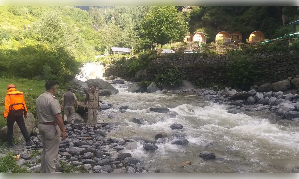  मनाली : ट्रैकिंग दल के टीम लीडर की नाले के बहने से मौत, नदी किनारे शव बरामद