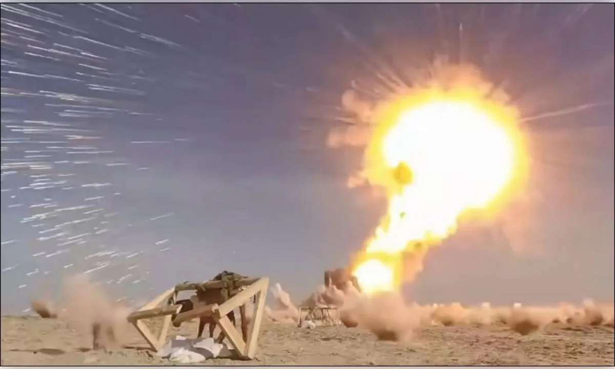  प्रोपेगेंडा : चीन की सेना ने भारत के S-400 एयर डिफेंस सिस्टम को किया 'ध्वस्त' ?