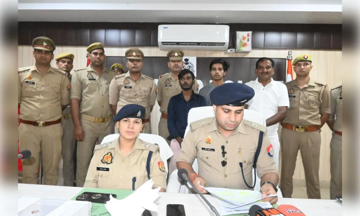 फिरोजाबाद: देशभर में 67 करोड़ रुपये की ठगी का खुलासा, 10 साइबर ठग गिरफ्तार