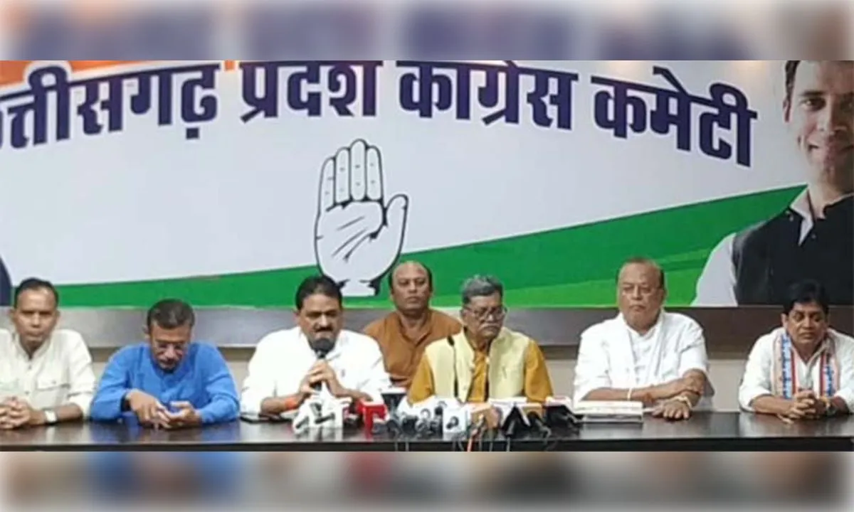 रायपुर में कांग्रेस का 'छात्रों की गूंज' अभियान, पेपर लीक पर केंद्र सरकार को घेरा