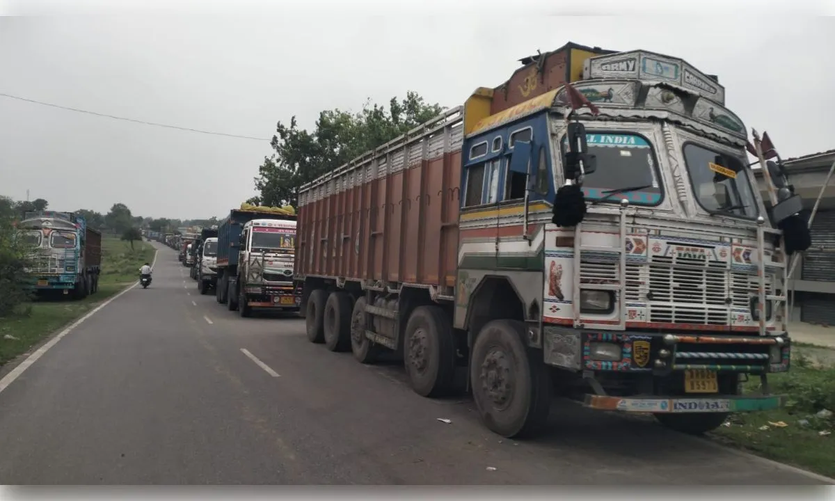 चतरा में कोल वाहनों पर परिवहन विभाग की सख्ती,16 कोल वाहनों पर 59 हजार का जुर्माना