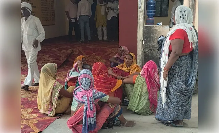 चंदौली का ऐसा गांव जहां की महिलाओं ने कभी नहीं देखा शहर