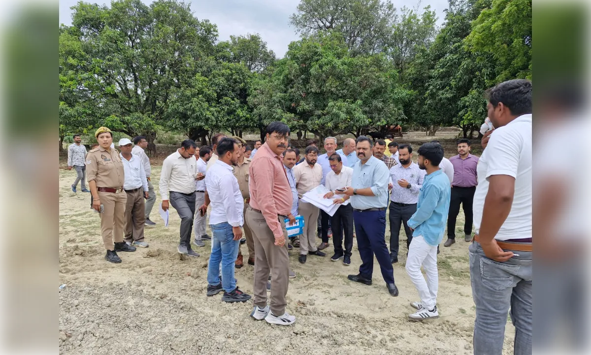 पॉकेट ई में सड़क निर्माण कार्य नहीं हुआ शुरू , एलडीए वीसी ने संस्था पर  ठोका जुर्माना 