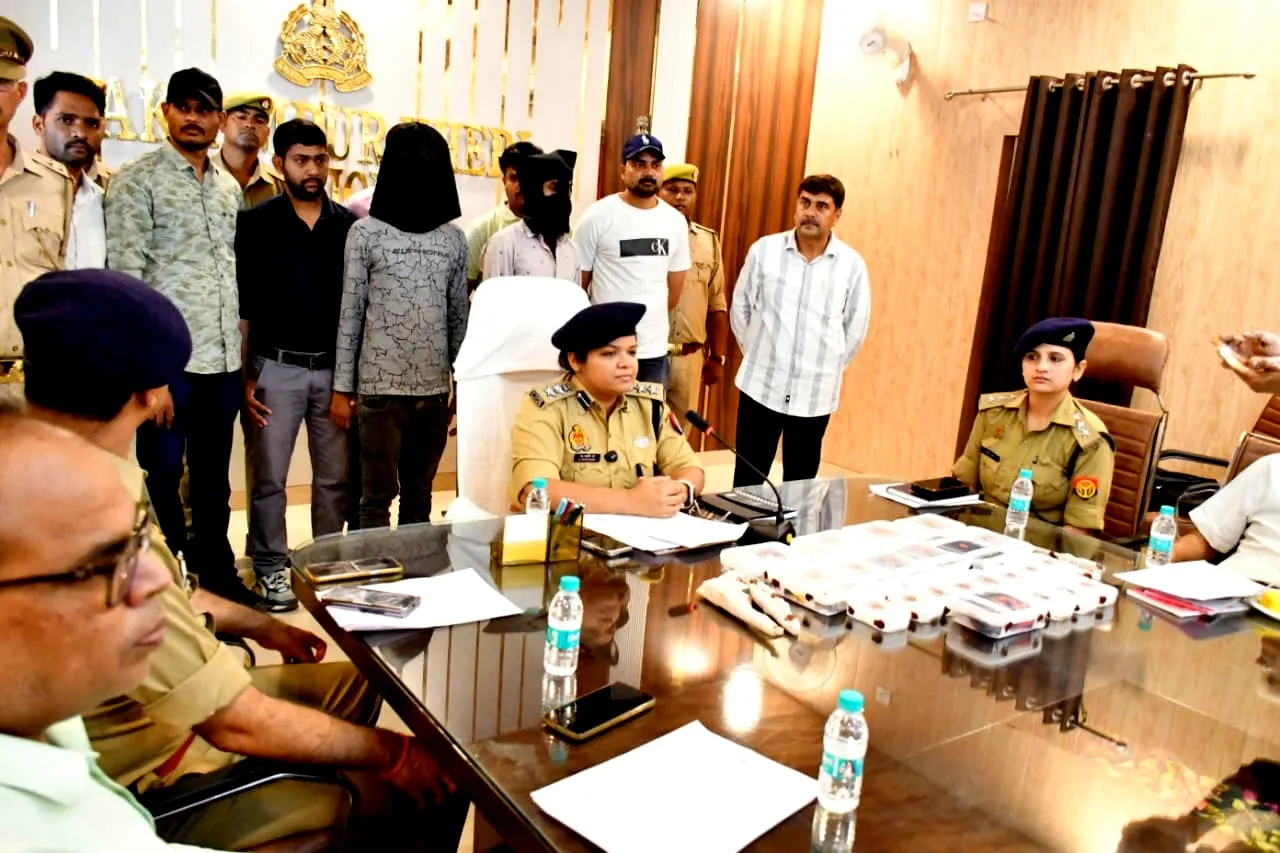 24 लाख की चोरी का पर्दाफाश, दो शातिर चोर गिरफ्तार