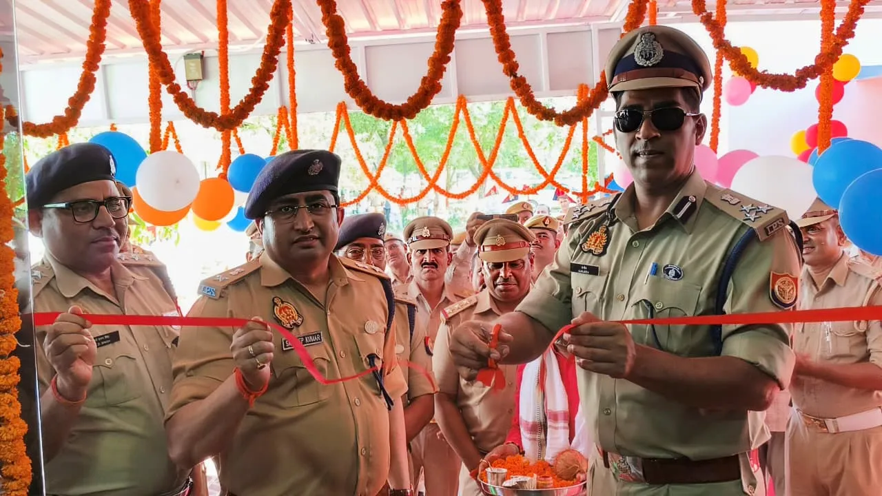 पुलिस महानिरीक्षक द्वारा नवनिर्मित 'जिम' का फीता काटकर किया गया भव्य उद्घाटन