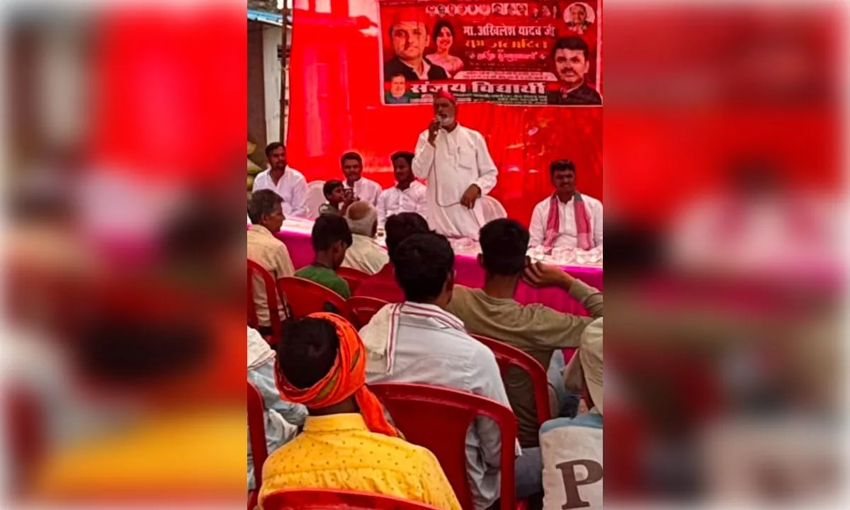अखिलेश यादव के जन्मदिन पर गौरा विधानसभा में सप्ताहभर चला सपा का जनसंपर्क अभियान