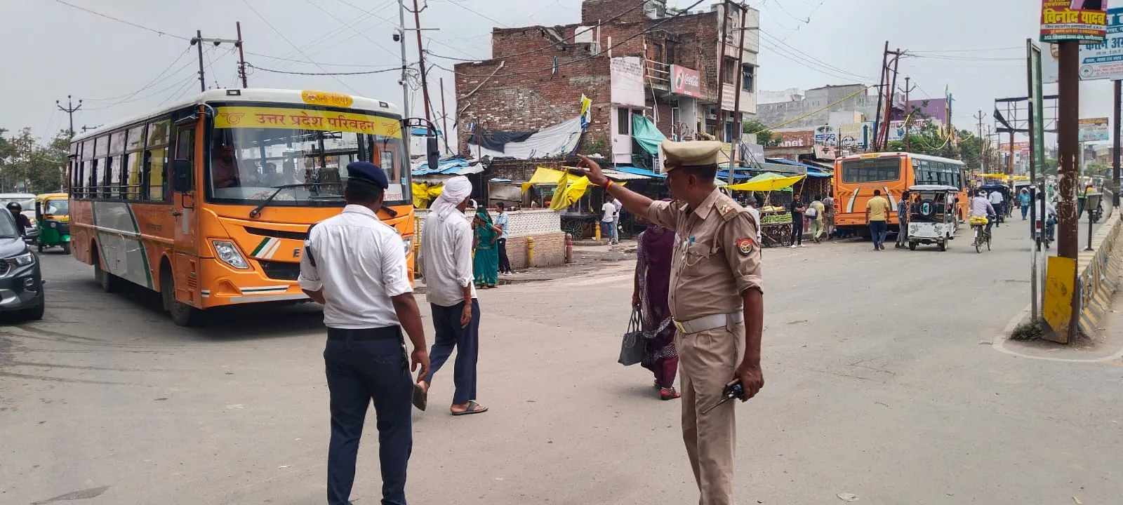  यातायात पुलिस द्वारा विशेष चेकिंग अभियान चलाया गया, लोगों को किया गया जागरूक